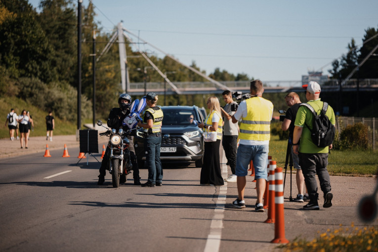 Neblaivių vairuotojų skaičius auga: policija rengia reidus visoje Lietuvoje: