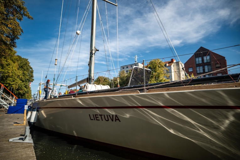 „Lietuva“ kviečia į denį: istorinė jachta atveria duris lankytojams