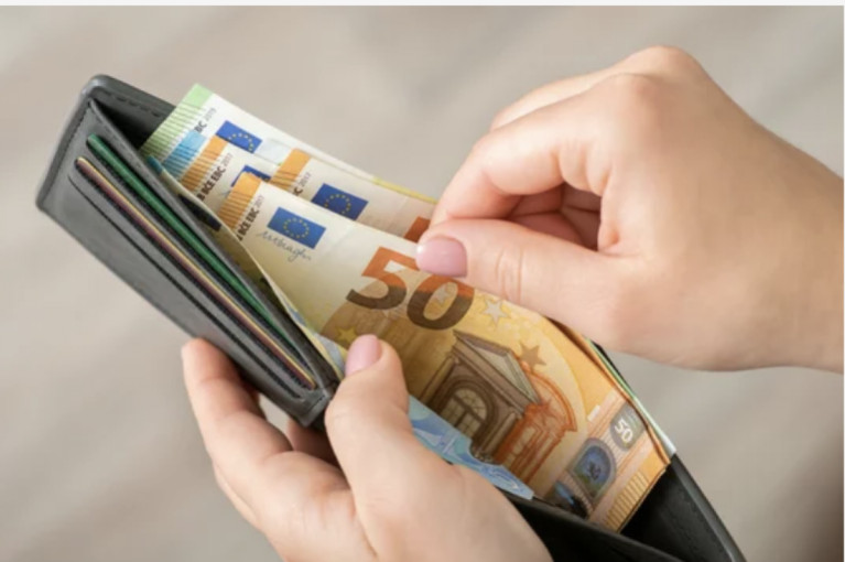 Darbo užmokestis Lietuvoje ketvirtąjį ketvirtį augo 13,2 proc.