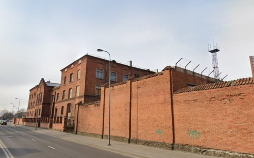 Siekiama aiškumo dėl pastatų Jūros g. ateities