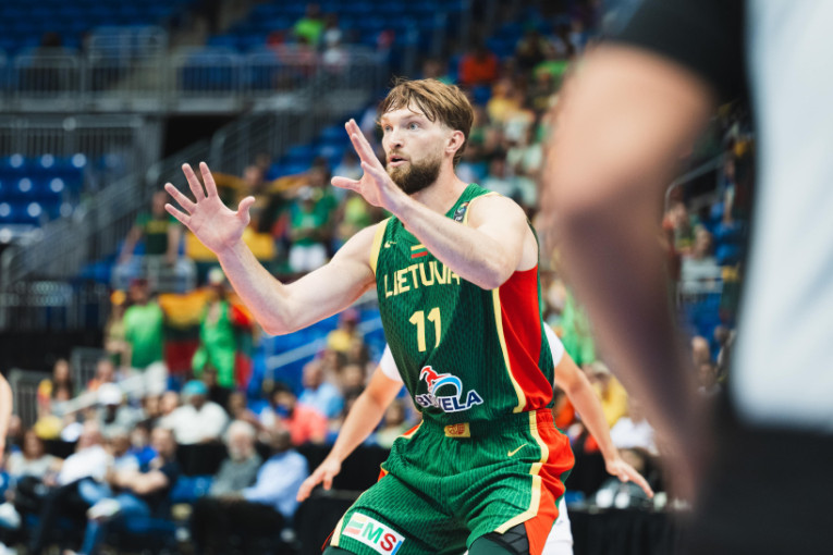 Smūgis rinktinei – Domantas Sabonis ketina praleisti Europos čempionatą