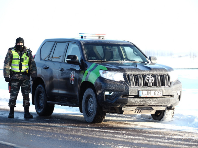 Dviejuose lėktuvuose – svaigalų padiktuoti iš Norvegijos grįžtančių lietuvių „pasirodymai“