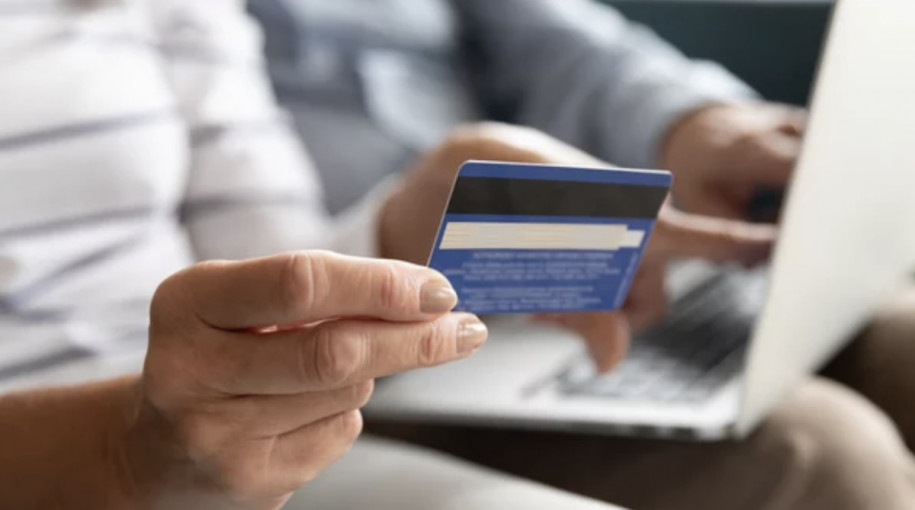 Lietuvos bankas mažins maksimalų banko sąskaitos administravimo mokestį