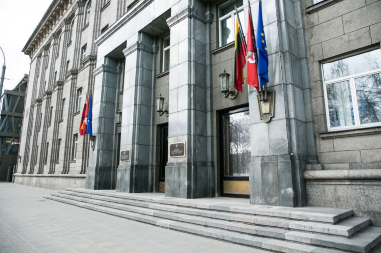URM ragina Lietuvos piliečius nedelsiant išvykti iš Ukrainos