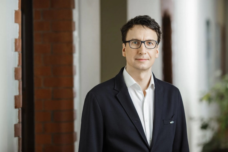 Klaipėdos universiteto biogeochemikas dr. M. Žilius: apie nemažėjančią Kuršių marių taršą biogenais, patarimus saugant aplinką ir žavingą Klaipėdos vėją