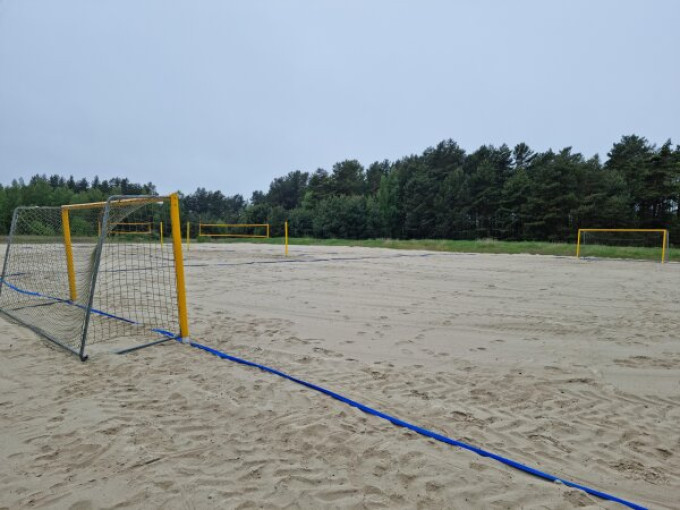 Atnaujintas sporto aikštynas Nidoje