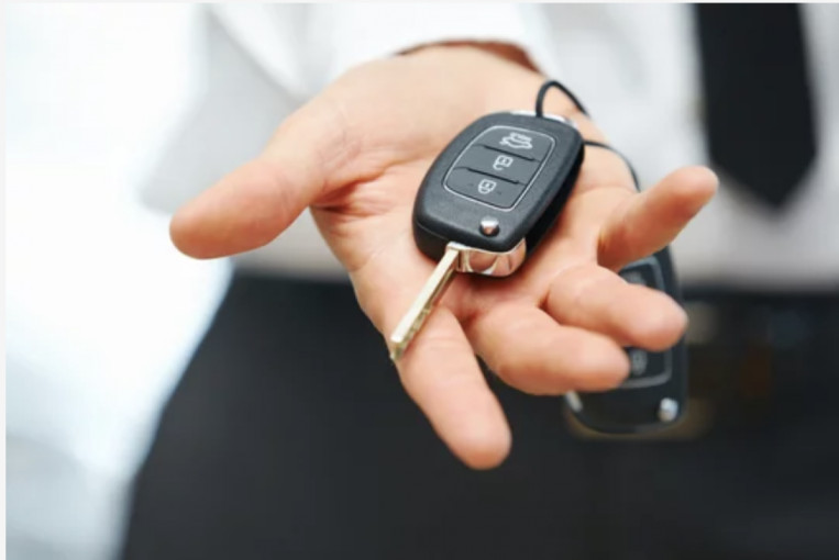 Kas Klaipėdoje gamina automobilių raktus?