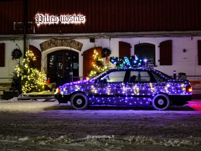 Šviesų festivalio metu Klaipėdą nušvies ir “Šviečiančių automobilių paroda - Memel Motor Fest"