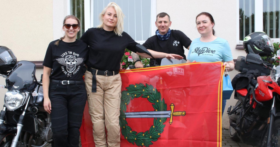 Į pažintinį ralį išlydėti motociklininkai