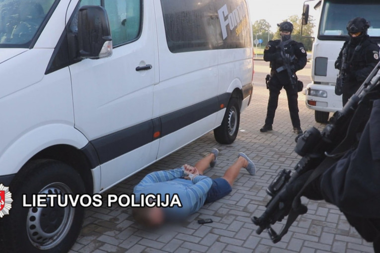 Didelio masto operacija, apjungusi Lietuvą, Airiją ir Jungtinę Karalystę: sulaikyti 18 asmenų