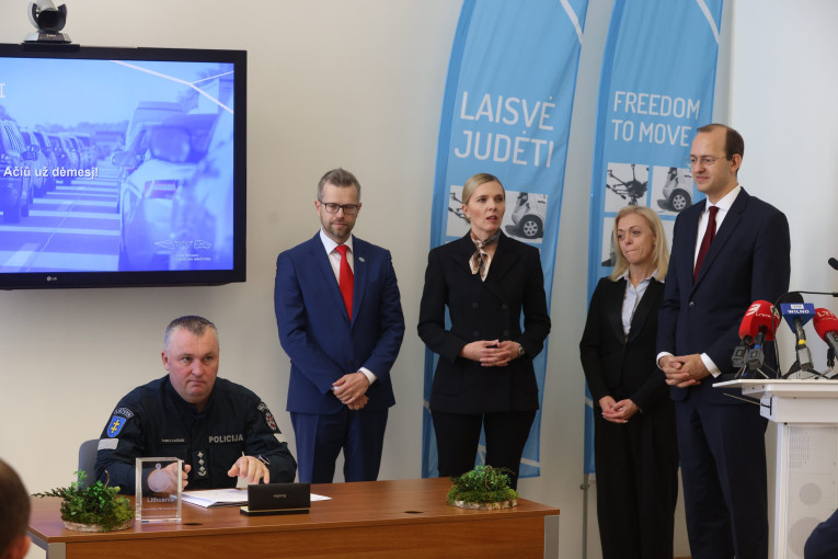 Policija su kitomis šalies institucijomis užsibrėžė per kelerius metus žymiai sumažinti žūčių šalies keliuose skaičių