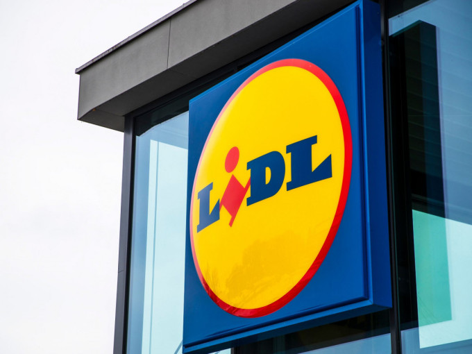 Nuo pirmadienio keičiasi dalies „Lidl“ parduotuvių darbo laikas