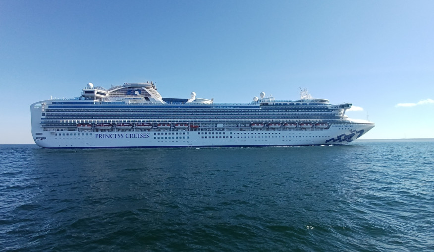 Į Klaipėdos uostą vėl atplaukė įspūdingasis kruizinis laivas „Sapphire Princess“