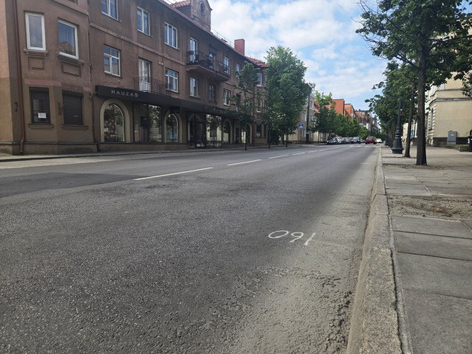 Dėl nekokybiškų darbų Liepų gatvė bus asfaltuojama iš naujo