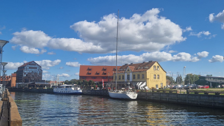 Jachta "Laisvė" pasiruošusi palikti savąjį uostą