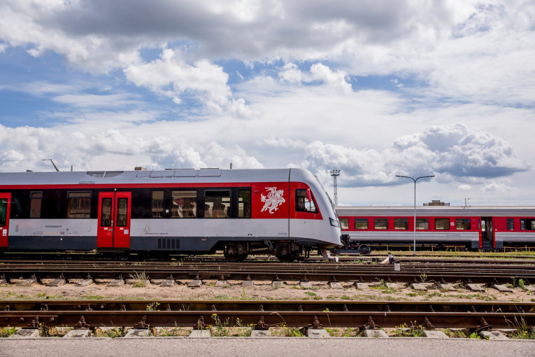 Traukiniautojų dieną - vietinių maršrutų bilietams taikoma net 90 proc. nuolaida