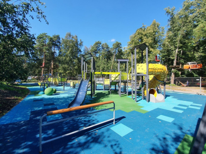 Atnaujinta vaikų žaidimų aikštelė Poilsio parke