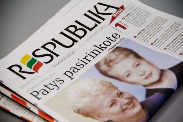 „Maxima“ stabdo prekybą „Respublikos“ ir „Vakaro žinių“ laikraščiais