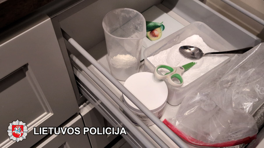 Klaipėdoje teismui perduota byla dėl disponavimo labai dideliu kiekiu narkotinių medžiagų
