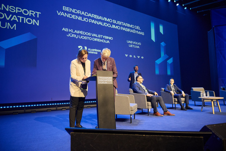 Rengiantis gaminti žaliąjį vandenilį – Uosto direkcijos ir „Volvo Trucks“ partnerystė Lietuvoje