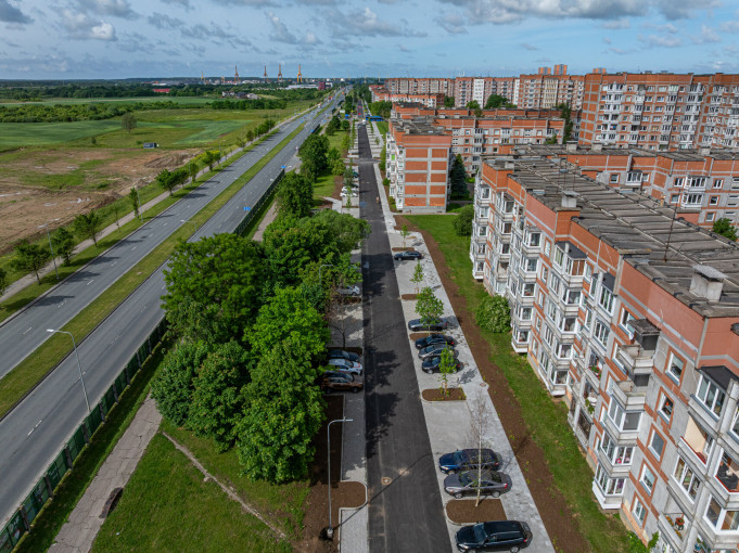 Ties Klaipėdos Jūrininkų prospektu baigiamas vienas didžiausių parkavimo projektų