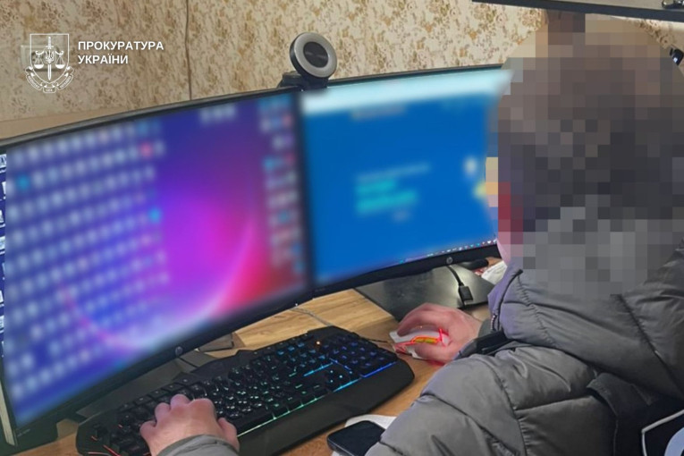 Dalyvaujant Klaipėdos apskrities pareigūnams, likviduotas sukčiavimo skambučių centras Ukrainoje