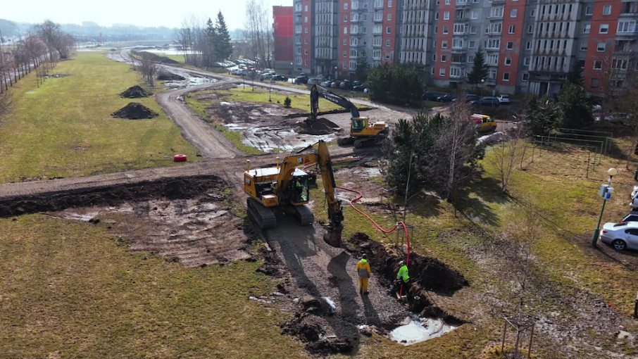 Naujasis parkas palei Šilutės plentą: pradedami sodinti pirmieji šimtai medžių