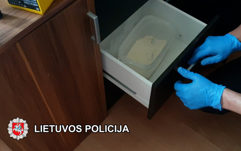Policija sulaikė 23 m. Klaipėdos raj. gyventoją dideliais kiekiais platinusį narkotikus