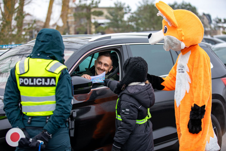 Klaipėdoje vyko akcija „Aš ir Tu – atsargūs, kai slidu“