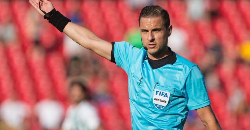Europos futbolo čempionate debiutavo KU alumnas Donatas Rumšas
