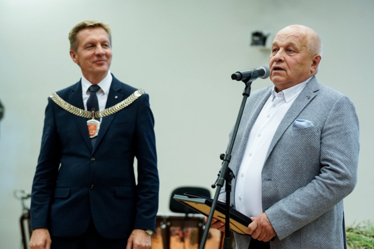 Gimtadienį mininti Klaipėda pagerbė labiausiai nusipelniusius savo žmones