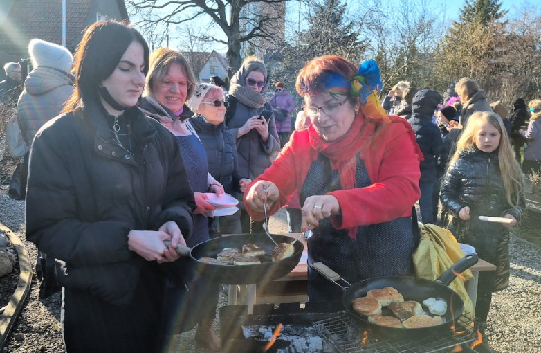 Užgavėnių persirengėliai žiemą varys ir iš Klaipėdos universiteto botanikos sodo