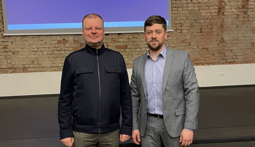 Į skyrių susibūrę Klaipėdos Demokratų sąjungos „Vardan Lietuvos“ nariai: Klaipėda per ilgai buvo pamiršta