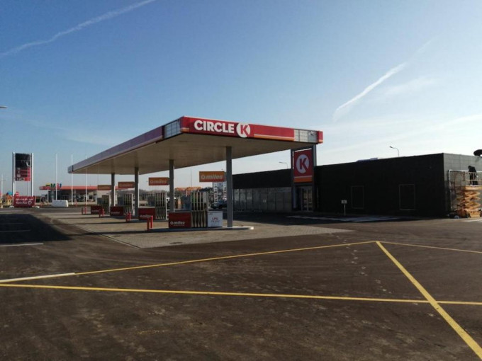 „Circle K“ plečia degalinių tinklą: didelė degalinė kyla šalia Klaipėdos
