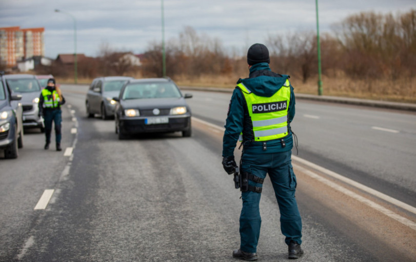 Ministrų kabinetas apsisprendė dėl Velykų: pratęstas karantinas, toliau varžomas judėjimas