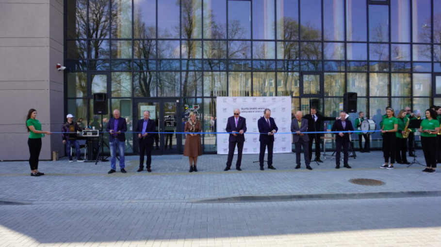 Šilutėje iškilmingai atidaryti Laisvalaikio ir sporto namai