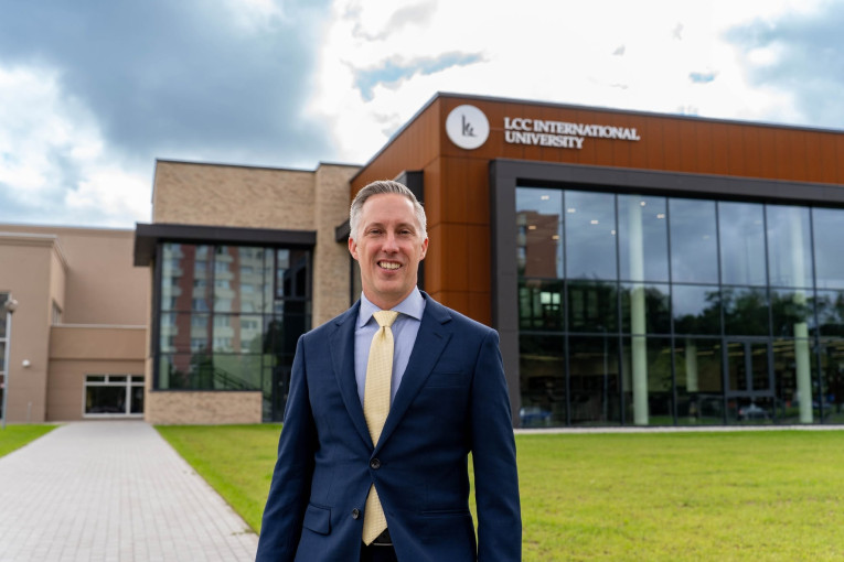 Buvęs LCC dėstytojas dr. Ken Stoltzfus sugrįžo vadovauti universitetui