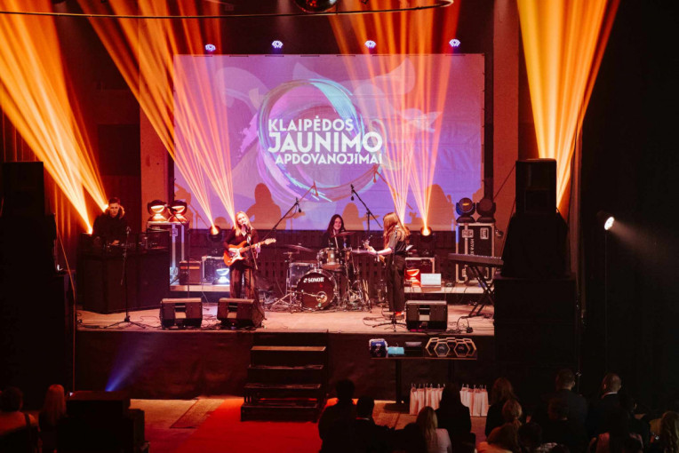 Gruodžio 1-ąją Klaipėdoje įvyko „Jaunimo apdovanojimai 2023“