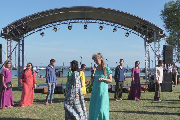 Juodkrantėje vyks tradicinė regioninė XIV folkloro šventė „Pūsk, vėjuži!“