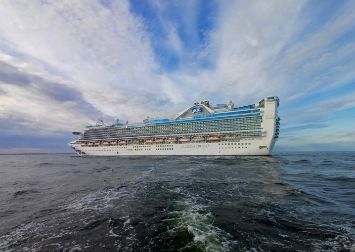 Pirmą kartą į Klaipėdos uostą atvyko kruizinis laivas „Caribbean Princess“