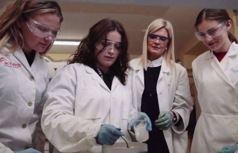 Klaipėdos Baltijos gimnazijoje - universitetinės inžinerinio ugdymo klasės (VIDEO)