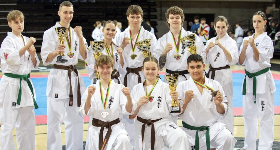 Lietuvos čempionate Klaipėdos „Okinava“ auklėtiniai iškovojo 2 aukso, 1 sidabro bei 1 bronzos medalį