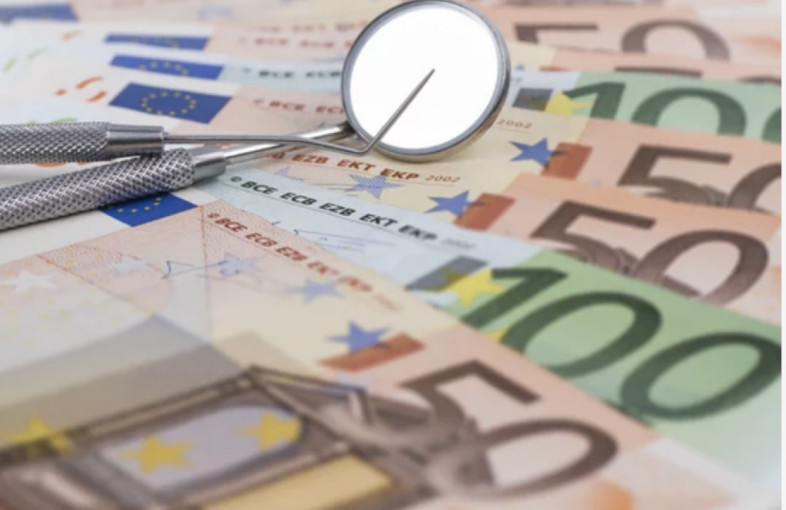 Teisėsaugos akiratyje – odontologijos prekėmis prekiavusi įmonė ir odontologai