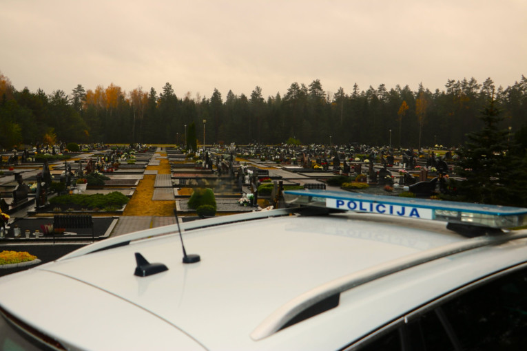 Artėjant Vėlinėms policijos pareigūnai stiprina pajėgas