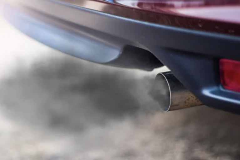Gentvilo fiasko: Seimas nepriėmė automobilių taršos mokesčio reformos