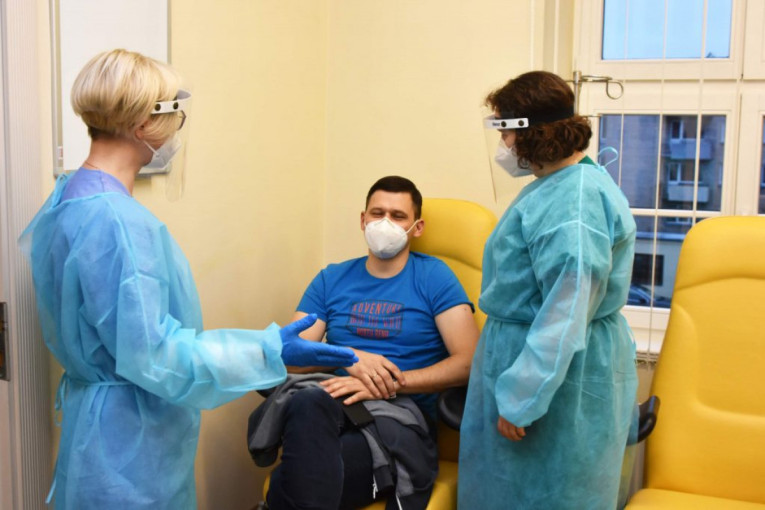 Respublikinės Klaipėdos ligoninės Konsultacinių poliklinikų durys – atvertos pacientams