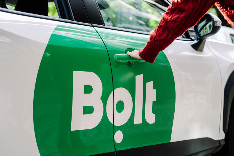 „Bolt“ pristato naują funkciją – skrydžių sekimą