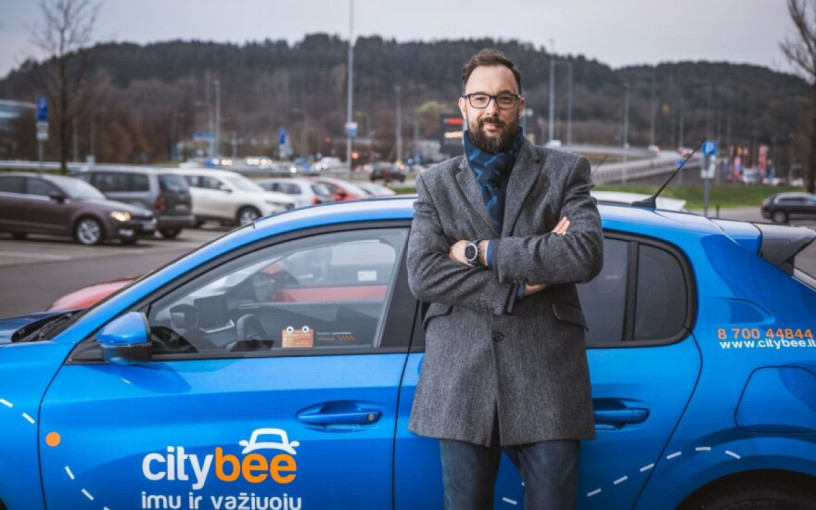 „CityBee“ KET pažeidėjams taikys naujovę: automatiškai stebės greitį, o spaudžiantys per stipriai sulauks įspėjimų
