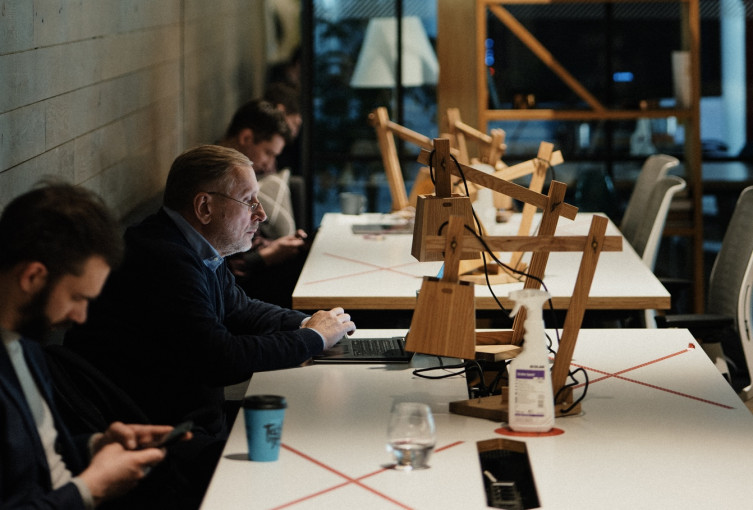 Tiesia greitkelį Lietuvos startuoliams: Klaipėdoje ir Kaune skatins kurtis technologijų verslus
