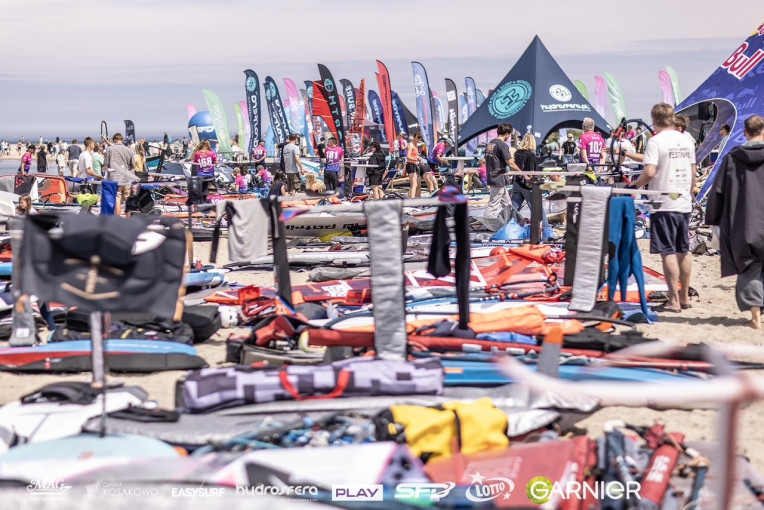 King of the Bay“ varžybose – įspūdingi Lietuvos burlentininkų rezultatai: tarp prizininkų net keturi lietuviai